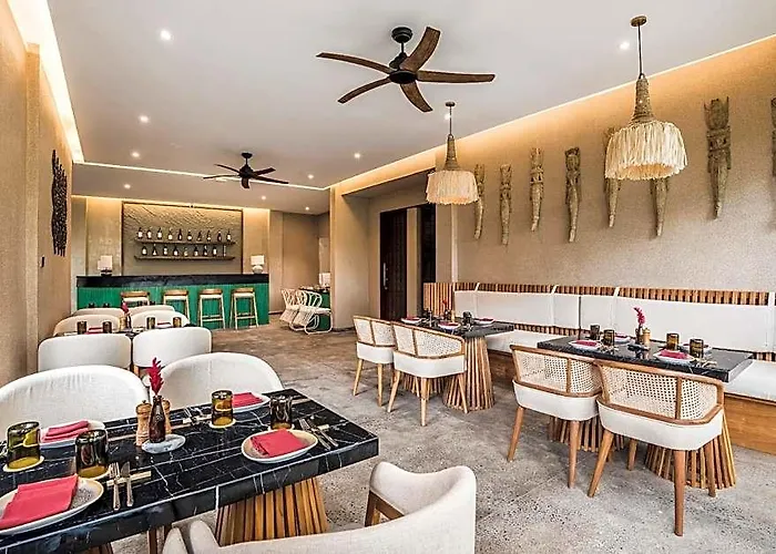 ホテル Maar & Ubud By Ini Vie Hospitality 5*