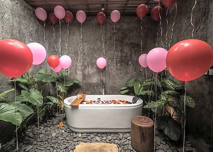 Maar & Ubud By Ini Vie Hospitality 5*